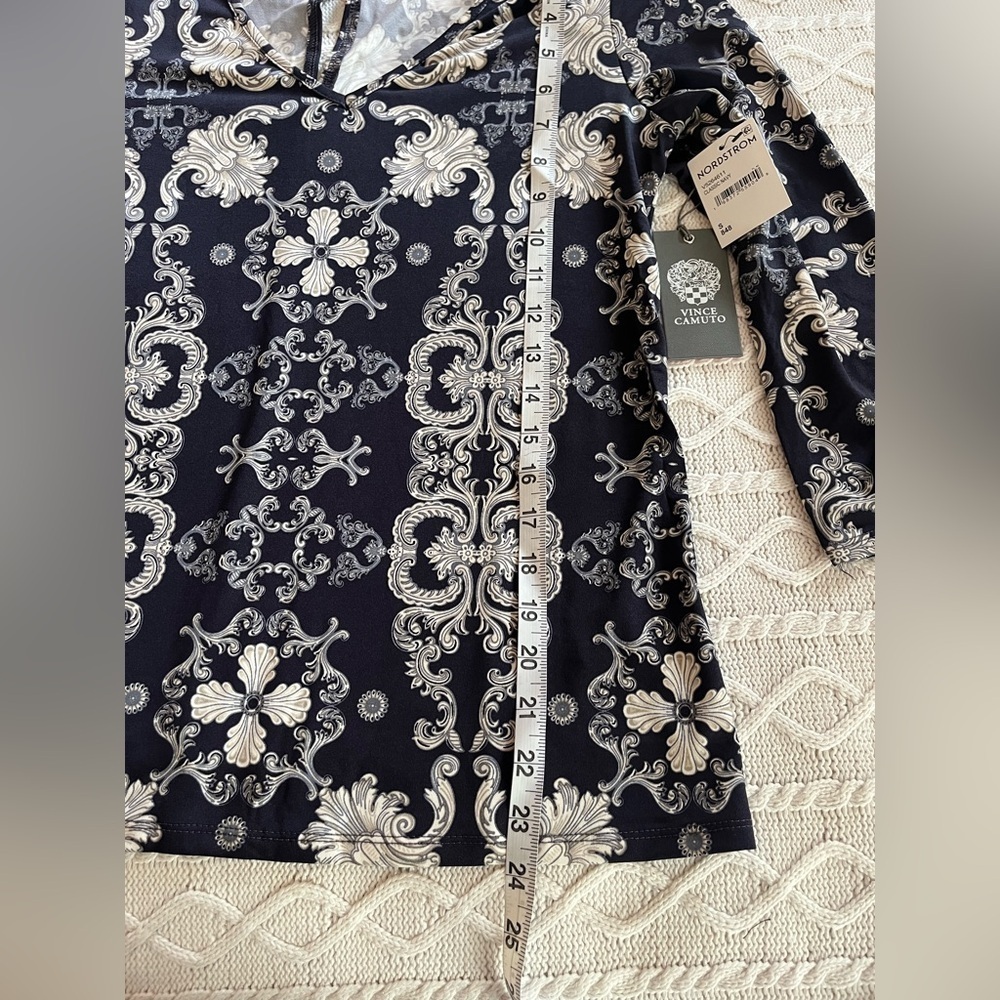 Vince Camuto Patterned Soft Navy 3/4 Length Blouse Women’s Size Small - Picture 13 of 15